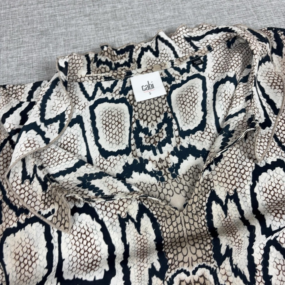 CAbi Shirt Womens S Beige Animal Print Collared Button-Up Lightweight Polyester - Picture 6 of 10
